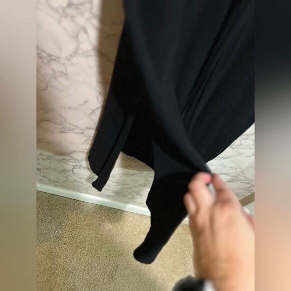 Le Lis Black Tie Front Side Slits Dress - Picture 4 of 6